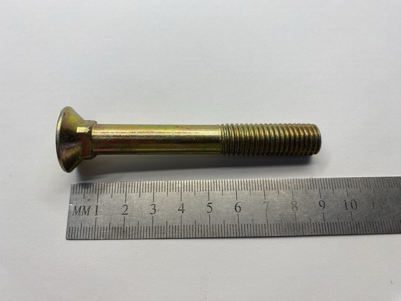 Болт М12*90 лемешный 10,9