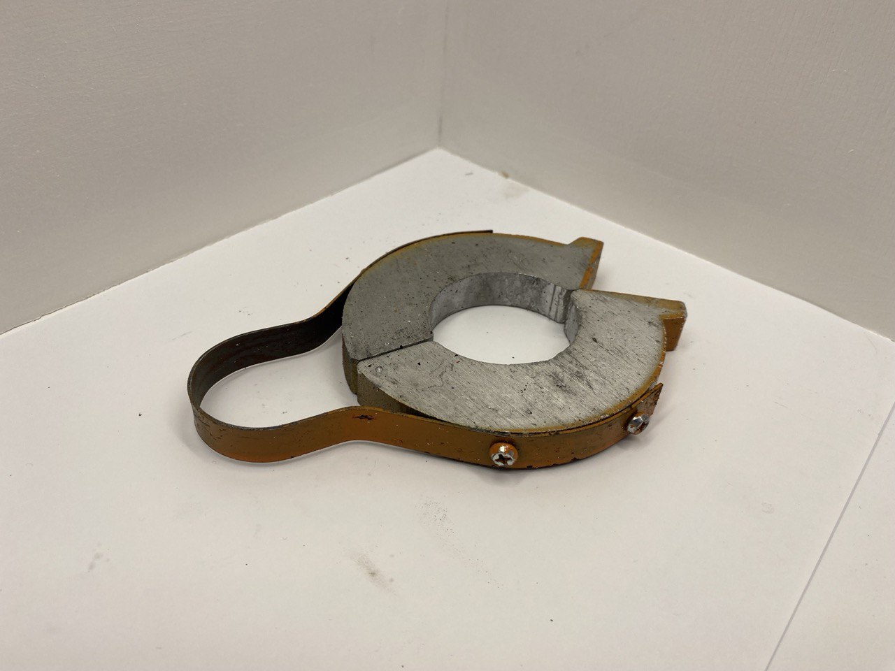 Ограничитель хода поршня гидроцилиндра d=50 h=13 желтый