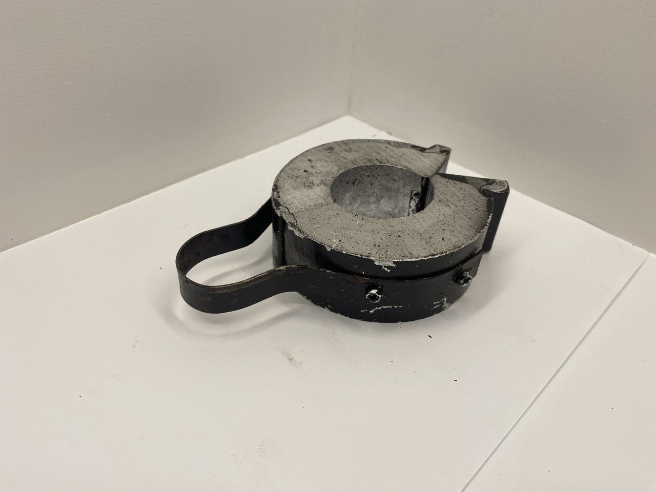 Ограничитель хода поршня гидроцилиндра d=50 h=36мм черный