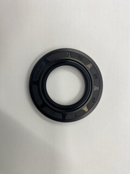 Сальник 28х47х7-2,2